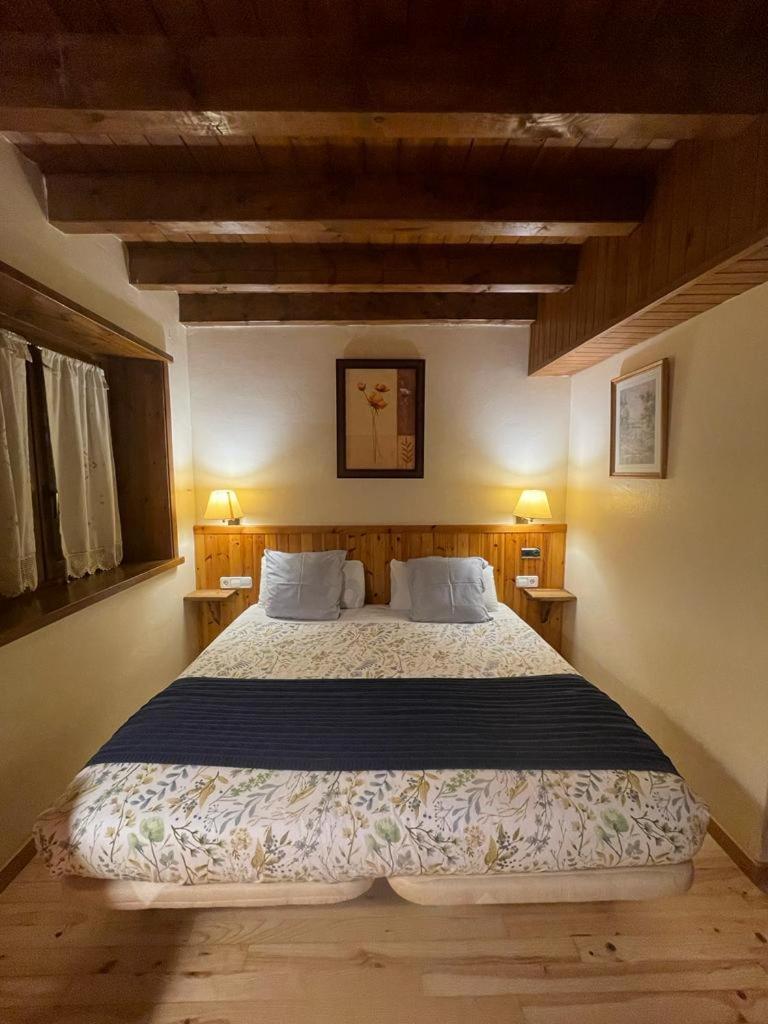 Hotel El Bouquet à Pla de l'Ermita Extérieur photo